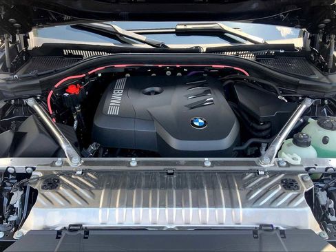 Used 2025 BMW X3 xDrive30i w/ Premium Package image 16