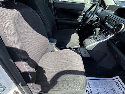 Used 2008 Scion xB FWD image 40