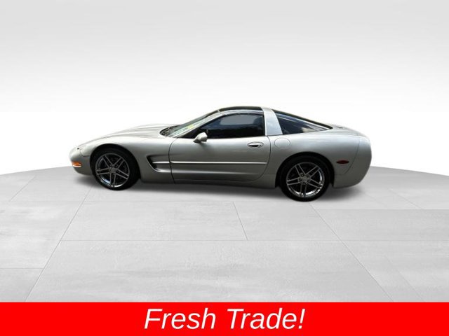 Used 2003 Chevrolet Corvette Coupe w/ Preferred Equipment Group RWD image 1