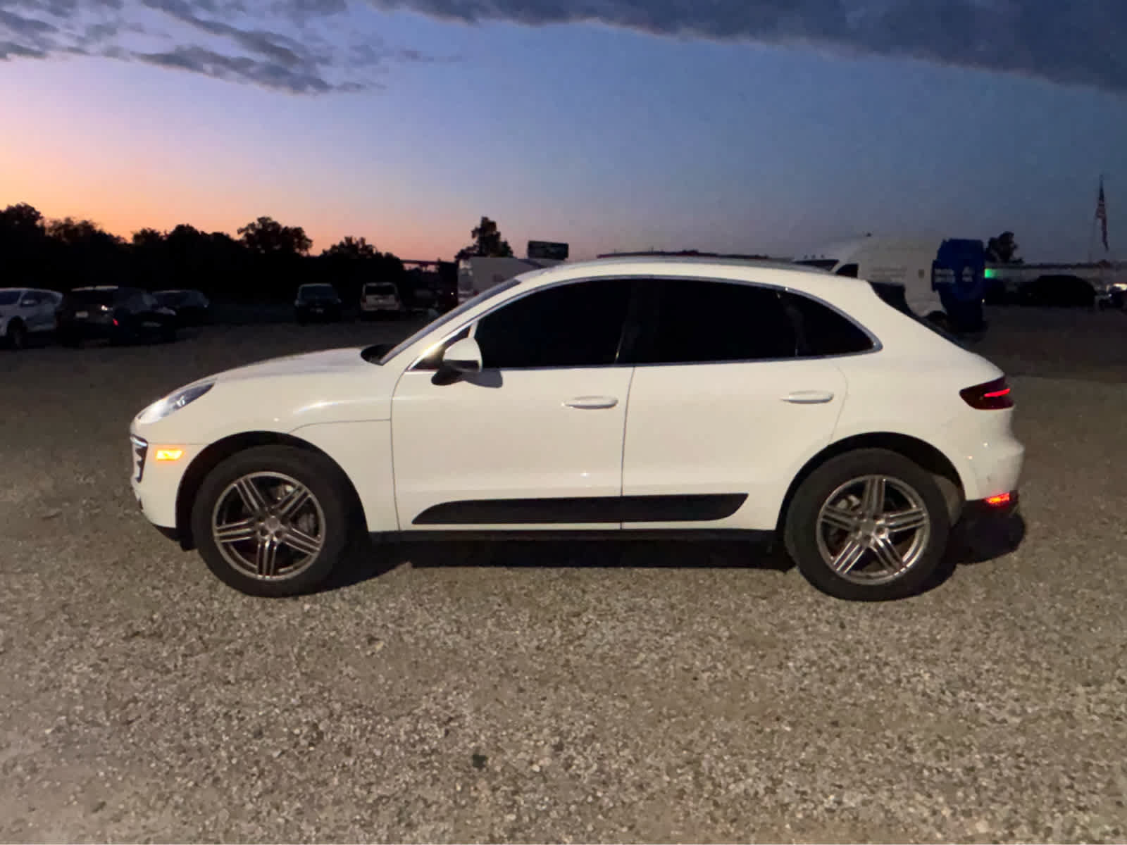 Used 2018 Porsche Macan S AWD/4WD image 4