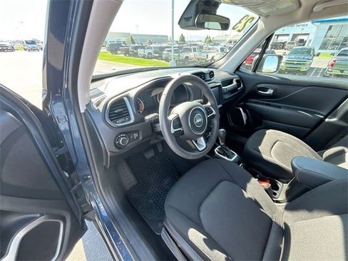 Used 2023 Jeep Renegade Latitude image 55