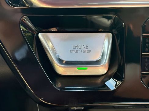 New 2026 GMC Sierra 2500 Denali Ultimate AWD/4WD image 38