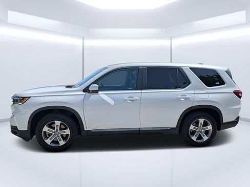Used 2023 Honda Pilot EX-L image 6