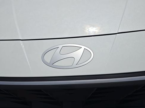 New 2026 Hyundai Elantra SE FWD image 12