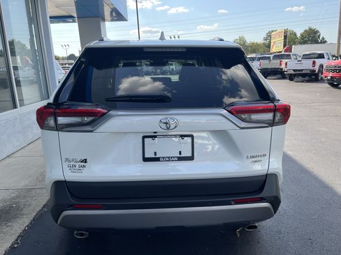 Used 2022 Toyota RAV4 Limited w/ Limited Grade Weather Package AWD/4WD image 7