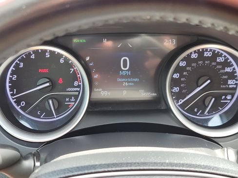Certified 2022 Toyota Camry XLE FWD image 13
