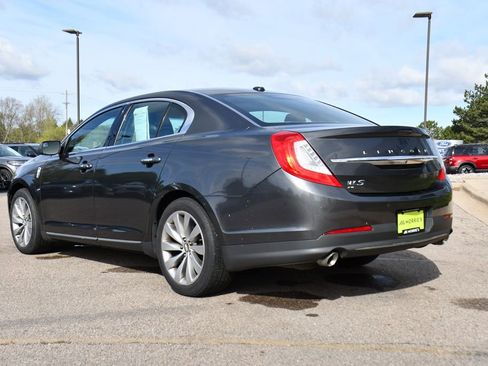 Used 2016 Lincoln MKS AWD image 4