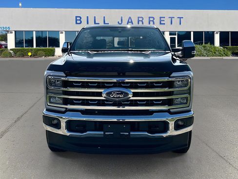 New 2026 Ford F250 Lariat w/ Chrome Package image 2