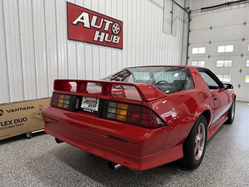 Used 1992 Chevrolet Camaro Z28 RWD image 28