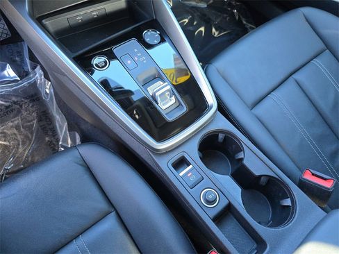Used 2022 Audi A3 2.0T Premium image 31