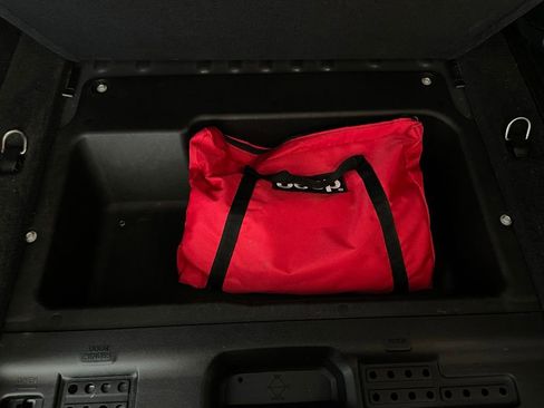 Used 2022 Jeep Wrangler Unlimited Sport image 21