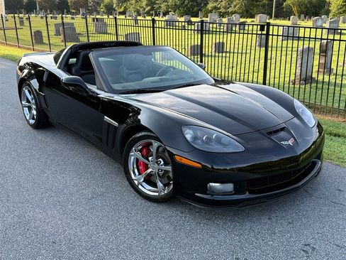 Used 2013 Chevrolet Corvette Grand Sport w/ 2LT Preferred Equipment Group RWD image 34