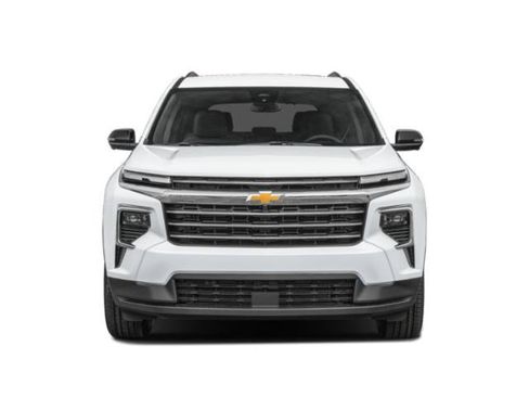 Used 2025 Chevrolet Traverse LT FWD image 7