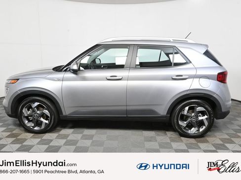 Certified 2023 Hyundai Venue SEL image 2
