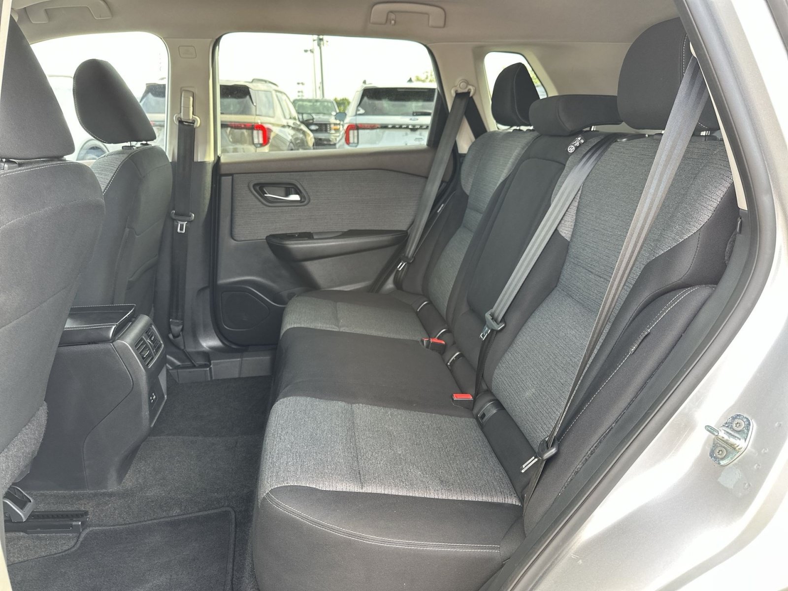 Used 2023 Nissan Rogue SV AWD/4WD image 25