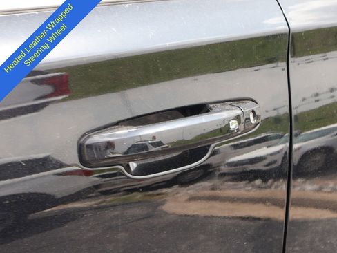 Used 2020 GMC Yukon SLT AWD/4WD image 19