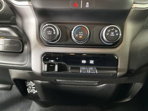 Used 2019 RAM 2500 Big Horn image 16