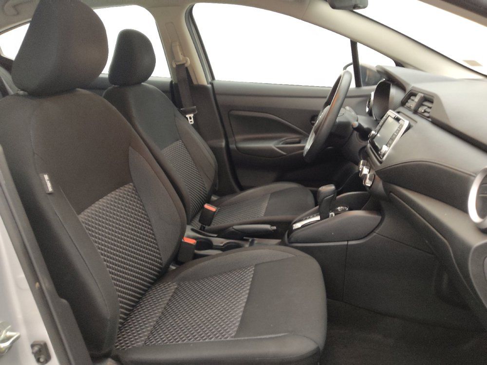 Used 2020 Nissan Versa S FWD image 21