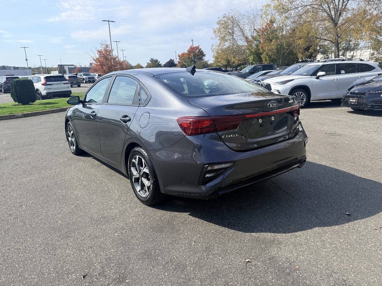 Used 2019 Kia Forte LXS FWD image 6