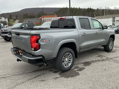 New 2026 Chevrolet Colorado LT image 3