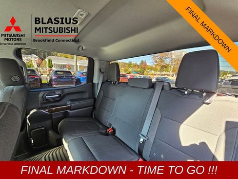 Used 2022 GMC Sierra 1500 SLE image 18