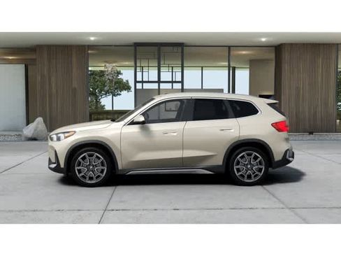 New 2026 BMW X1 xDrive28i image 4