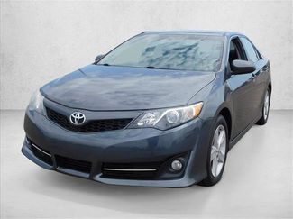 Used 2014 Toyota Camry SE w/ Fleet Convenience Package FWD video 2