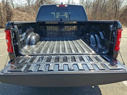 Used 2025 RAM 1500 Big Horn image 28