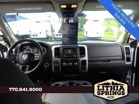 Used 2019 RAM 1500 Classic SLT AWD/4WD image 19