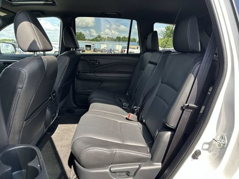 Used 2024 Honda Passport EX-L image 26