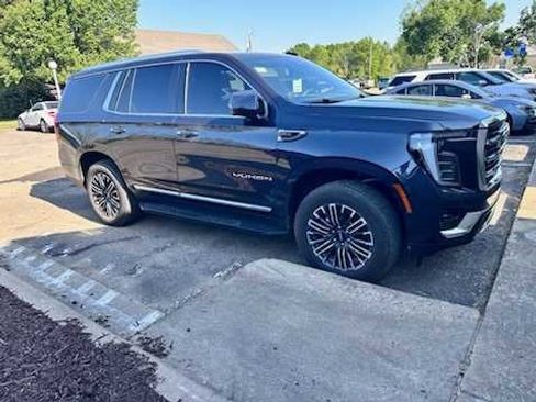 Used 2025 GMC Yukon Elevation image 5