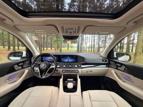 Certified 2024 Mercedes-Benz GLE 450e 4MATIC image 2