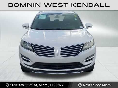 Used 2017 Lincoln MKC Reserve image 2