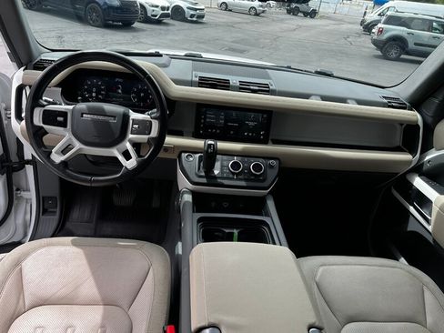 Used 2021 Land Rover Defender 110 SE AWD/4WD image 29