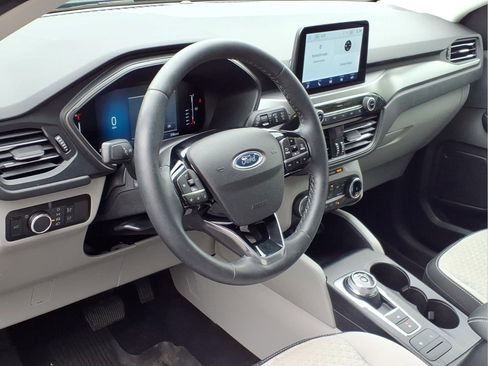 Used 2023 Ford Escape Active AWD/4WD image 17