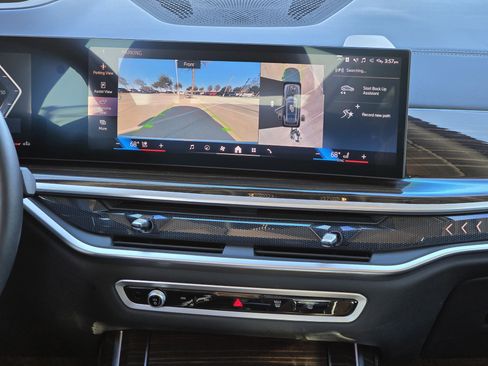 Used 2024 BMW X7 xDrive40i image 24