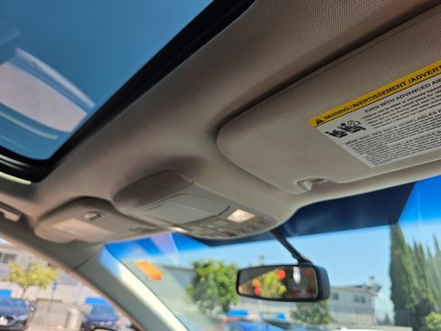 Used 2016 Ford Edge SEL w/ Equipment Group 201A FWD image 18