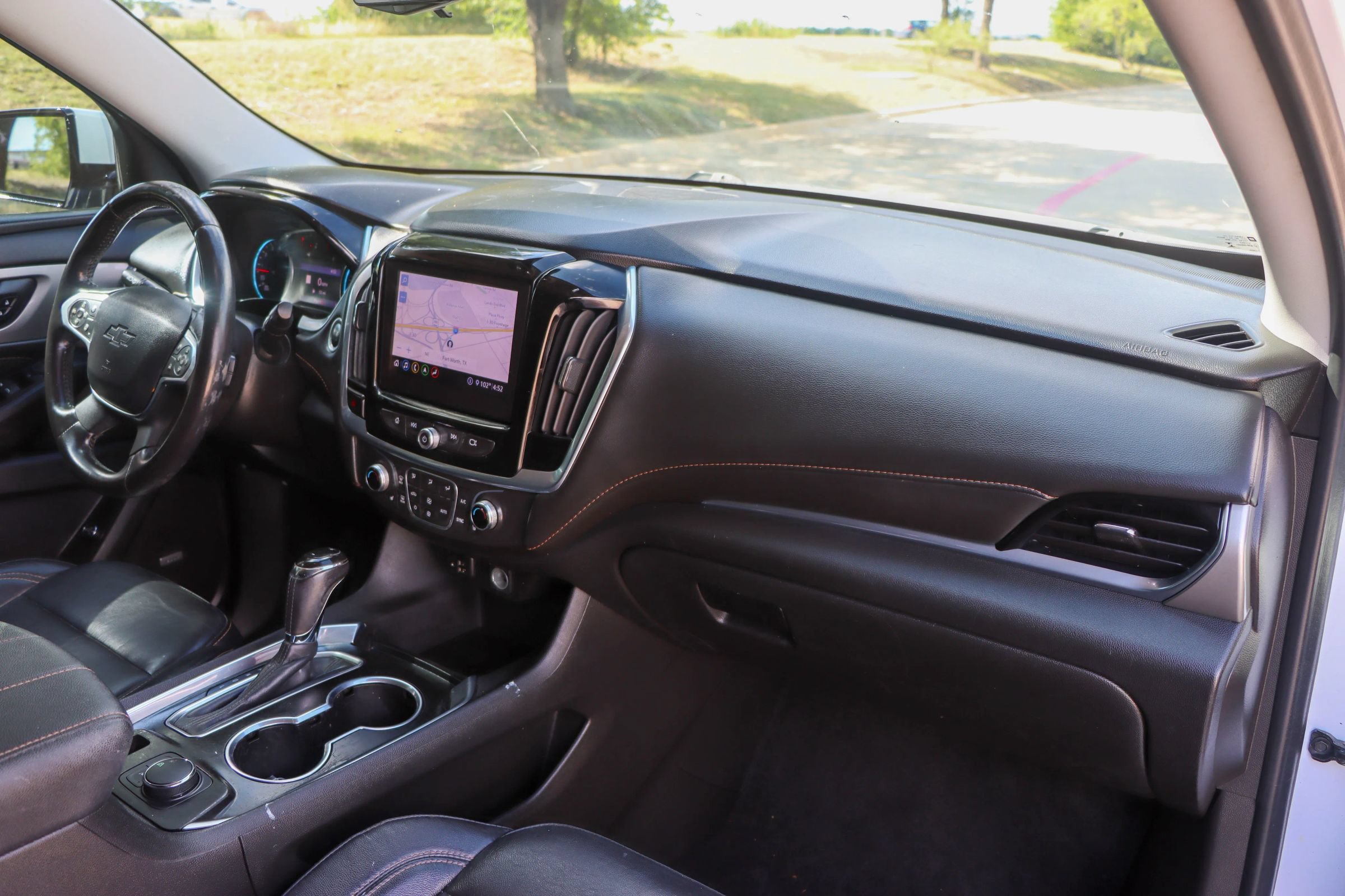 Used 2020 Chevrolet Traverse RS w/ LPO, Floor Liner Package FWD image 26