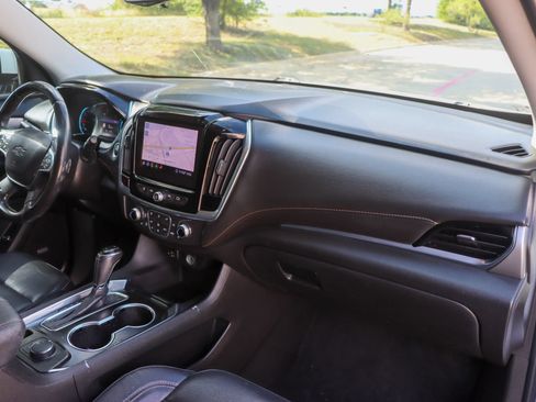 Used 2020 Chevrolet Traverse RS w/ LPO, Floor Liner Package FWD image 26
