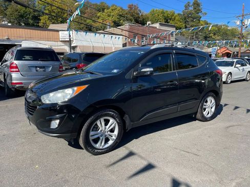 Used 2013 Hyundai Tucson GLS image 8