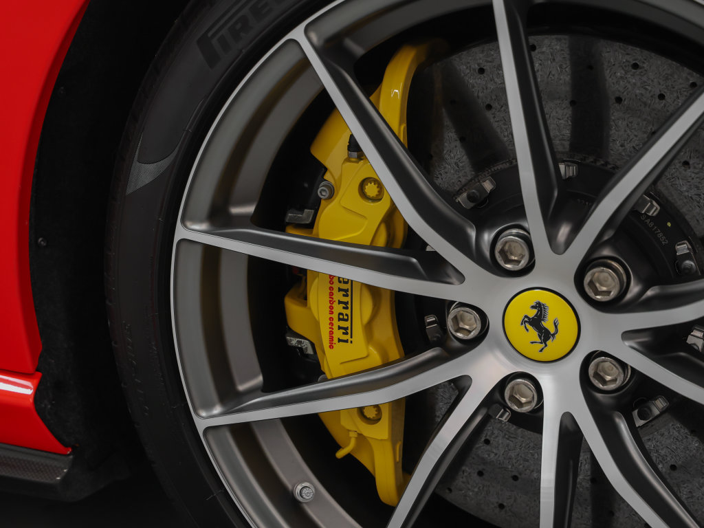 Certified 2023 Ferrari 812 GTS RWD image 19