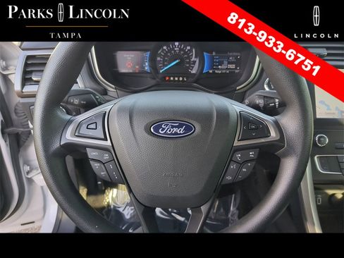 Used 2020 Ford Fusion SE image 26