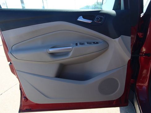Used 2013 Ford Escape SEL w/ Class II Trailer Tow Pkg AWD/4WD image 34