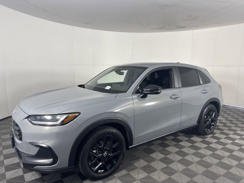 Certified 2025 Honda HR-V Sport image 43