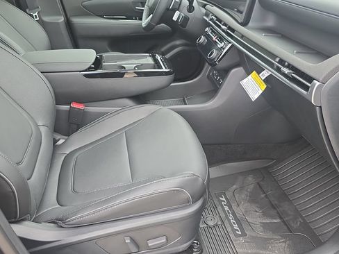 New 2026 Hyundai Tucson Limited AWD/4WD image 13