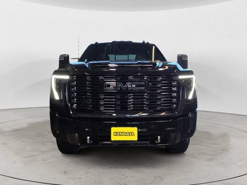 Certified 2024 GMC Sierra 2500 Denali Ultimate AWD/4WD image 2