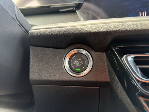 New 2026 Chevrolet Traverse LT w/ Midnight/Sport Edition image 8