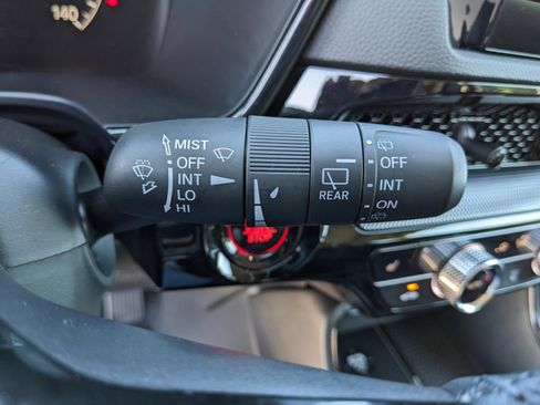 Used 2023 Honda CR-V EX-L image 34