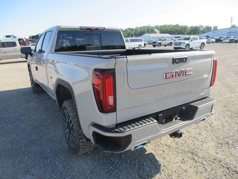 New 2026 GMC Sierra 1500 AT4 w/ AT4 Premium Package AWD/4WD image 9