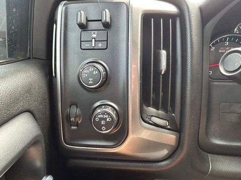 Used 2016 Chevrolet Silverado 1500 LT w/ All Star Edition AWD/4WD image 25
